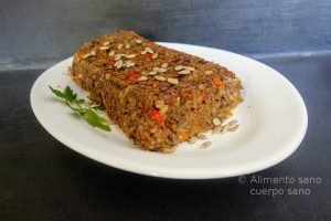 pastel de lentejas nueces y semillas